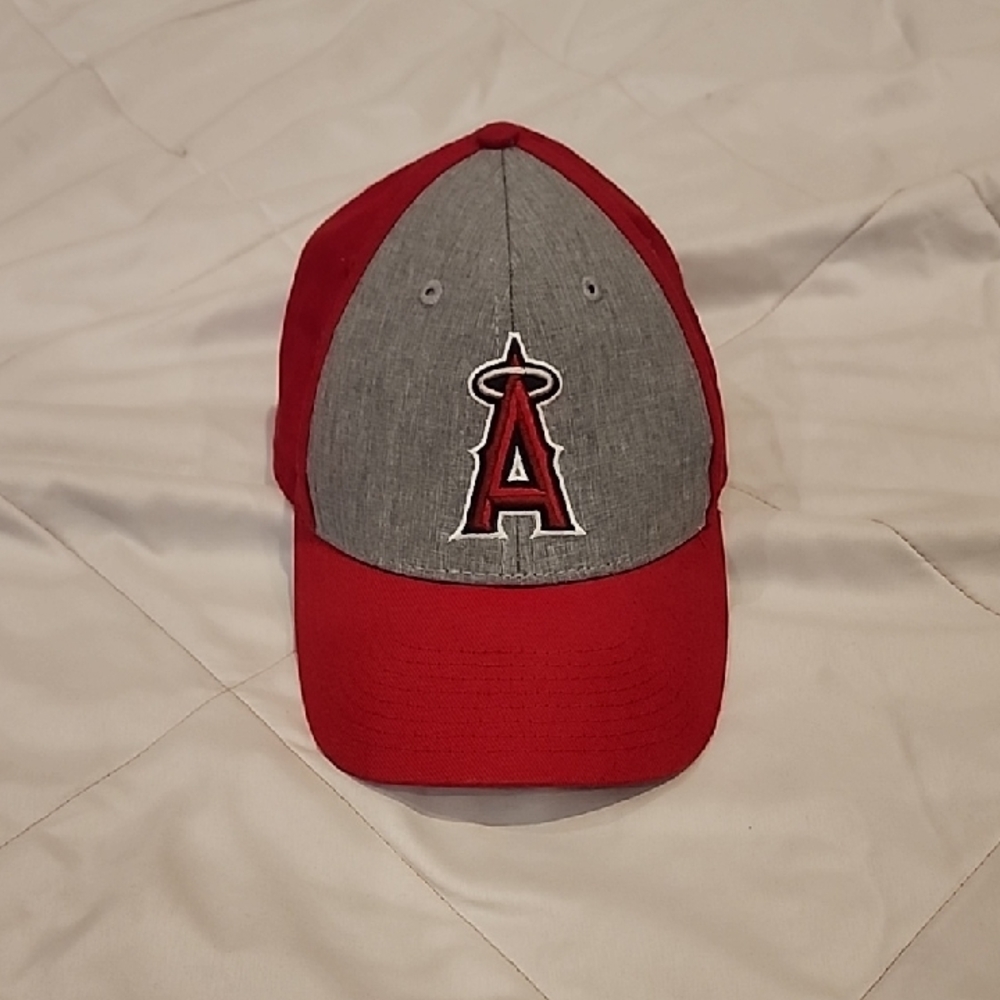 Angels Red and Gray Baseball Cap OS